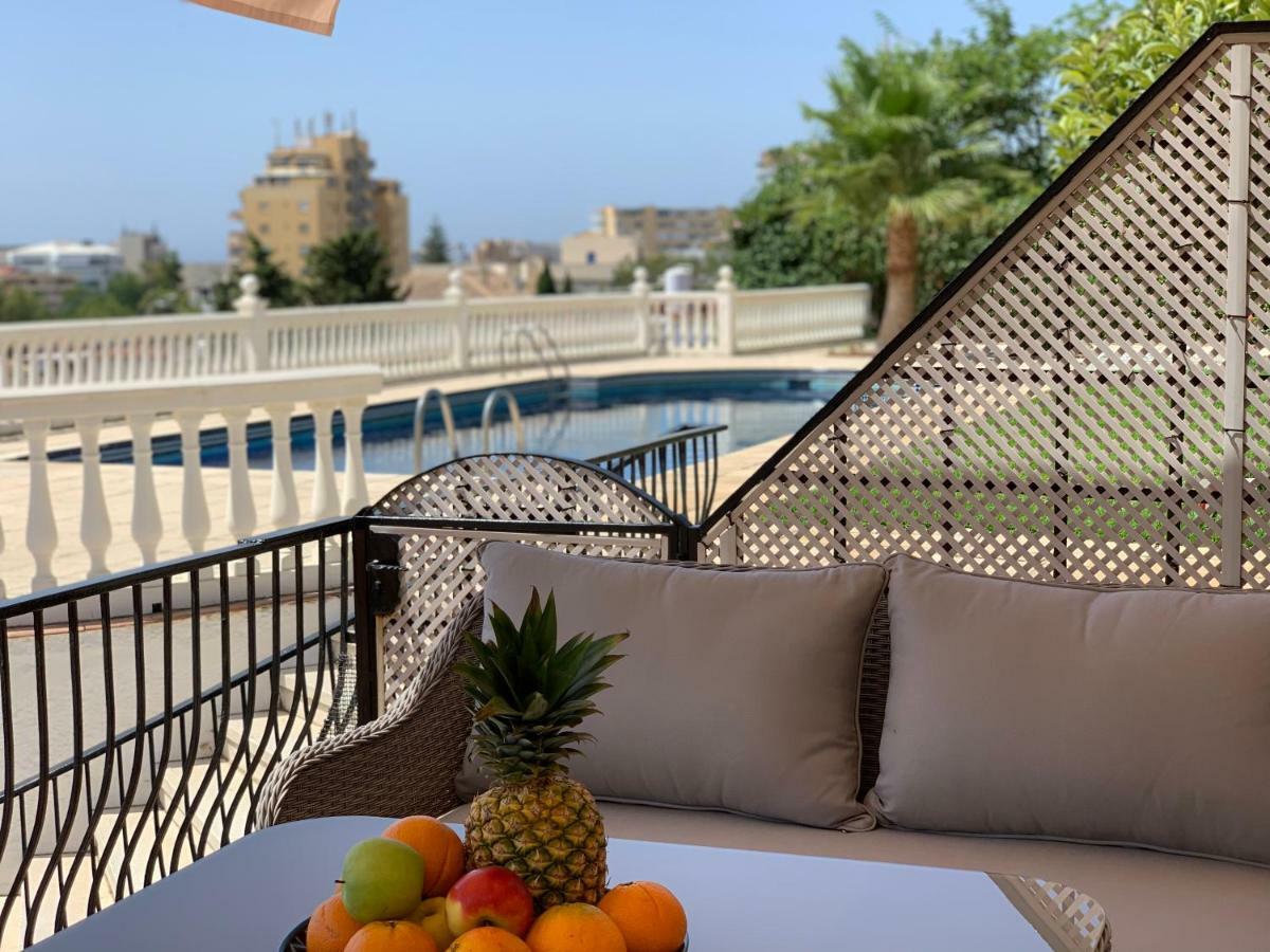 Apartaments Bastion Torremolinos Bagian luar foto